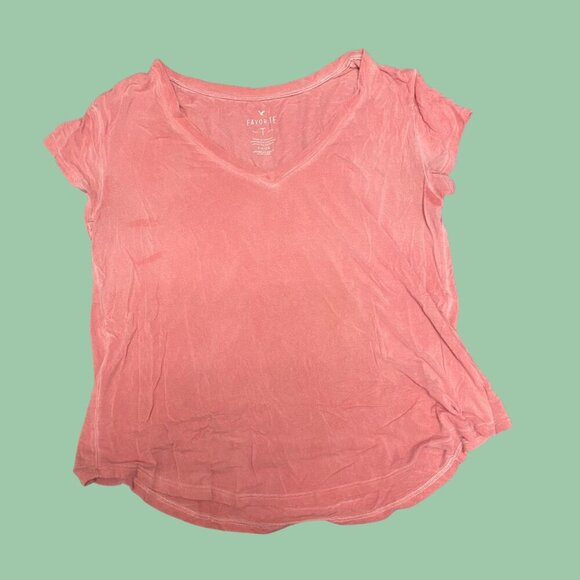 🍓American Eagle 'Favorite T' Rose Pink V-Neck Tee (Size S)🍓 - Picture 2 of 5